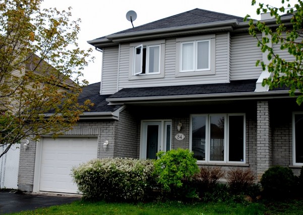 出售住宅魅力西岛, pointe claire, 独家代理, 性价比高 $364,900 已