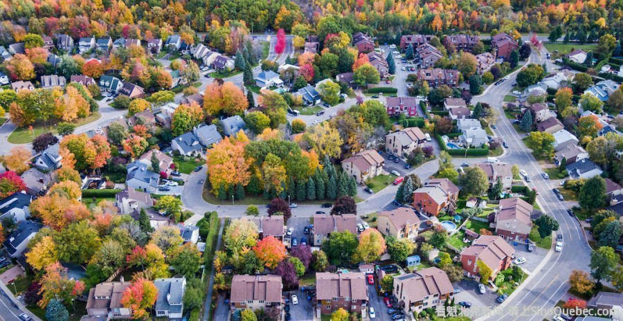 需要赚多少钱 才能在加拿大的8个城市买房？